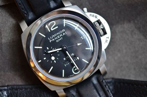 panerai 203 review|Understanding A Classic: The Panerai PAM0233, An Icon Among .